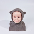 Knitted hat with detachable collar for baby